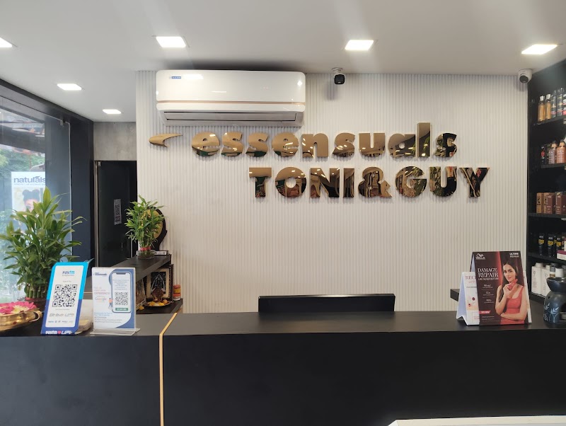 ess toni hairstyle