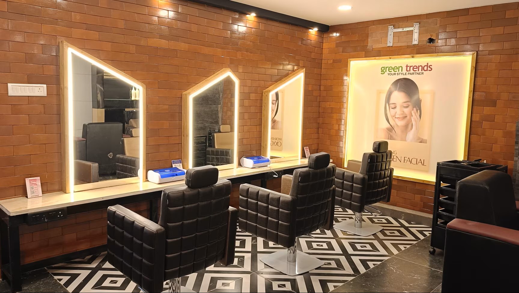 Green Trends – Unisex Hair & Style Salon